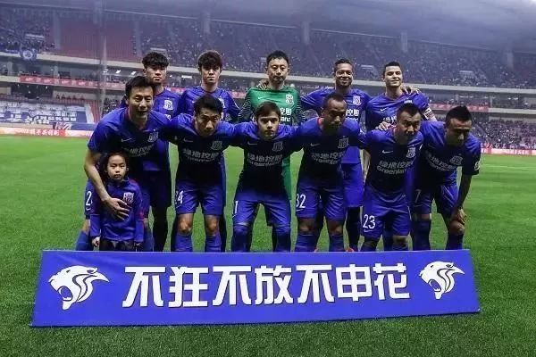 韩旭：舆论说我为了国内挣钱不参加海外联赛，当时觉得很委屈（韩旭谈被指为赚国内钱不打海外联赛：当时很委屈）