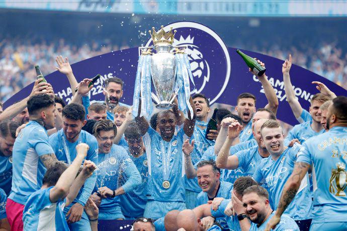 西甲半场：鲁文·加西亚传射，奥萨苏纳2-0莱万特（西甲半场战报：鲁文·加西亚传射建功，奥萨苏纳2-0领先莱万特）