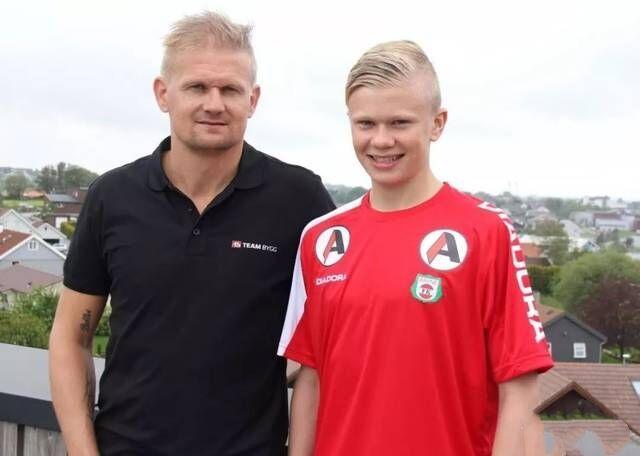 全运会｜排球女子成年组小组赛：江苏队胜云南队（全运会女排成年组小组赛：江苏队击败云南队）