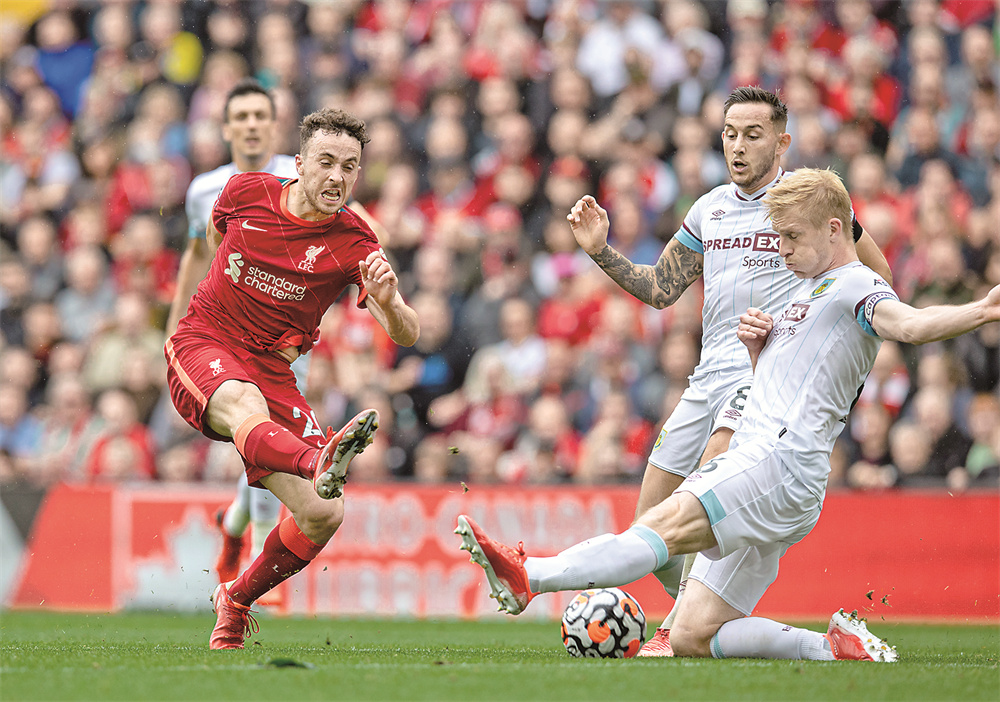 足坛17位亿欧先生分布：英超西甲各7人领跑 意甲...（17位身价破亿球星版图：英超、西甲各7人居首，意甲稍逊）