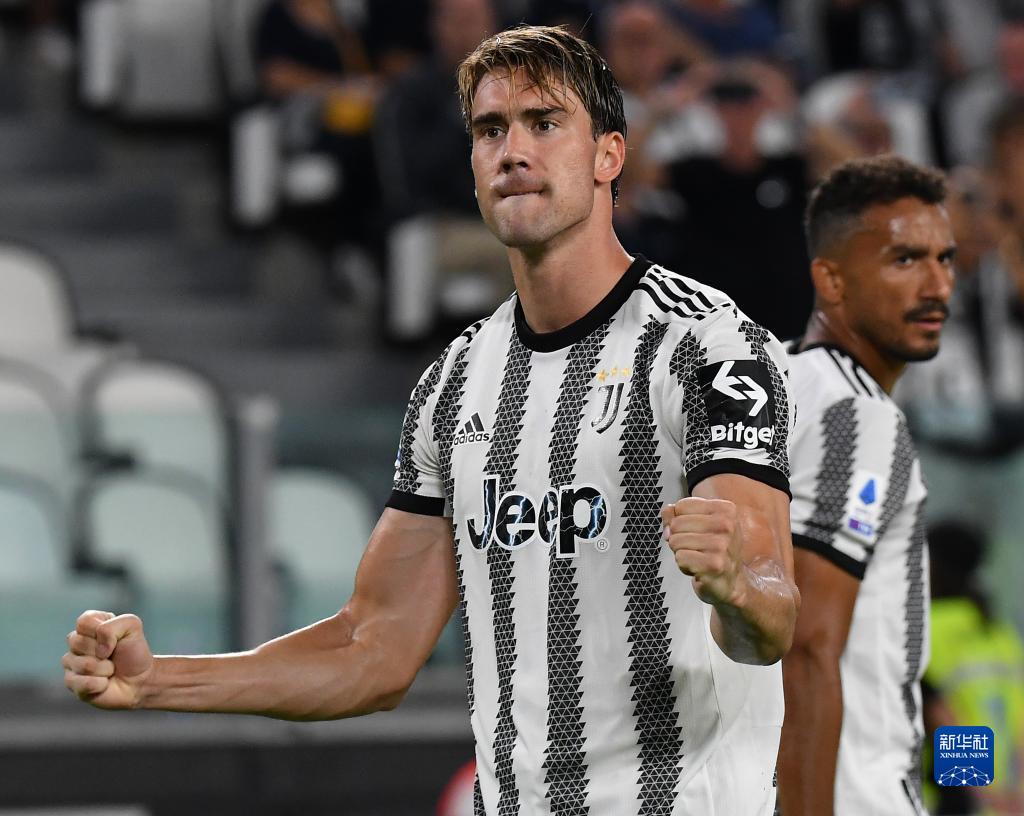 末节33-10！浙江男篮21分大胜深圳，吴前22+6刘泽一17+5，老将周鹏低迷