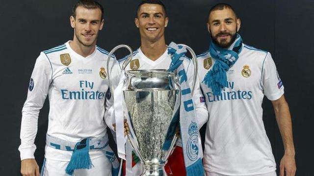 意甲半场：贝内德扎克点射破僵，比萨暂0-1帕尔马（意甲半场战报：贝内德扎克点球先拔头筹，帕尔马暂1-0领先比萨）