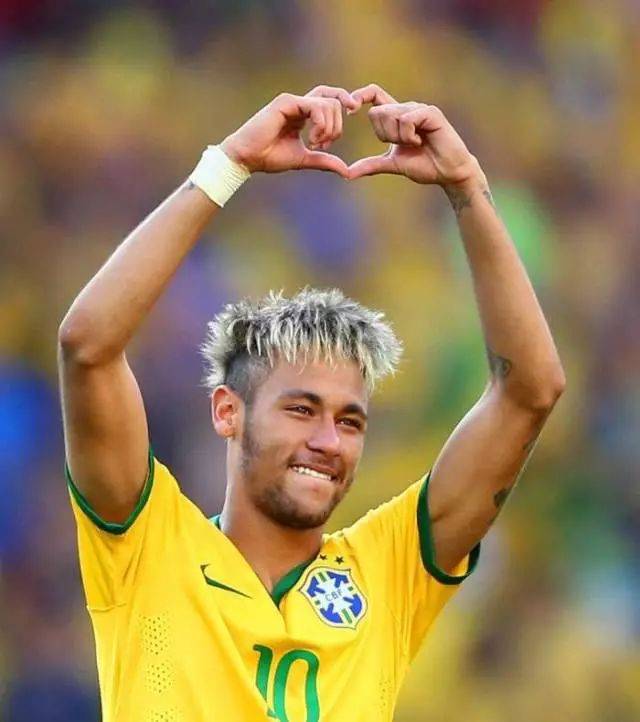 足协杯半场：法比奥梅开二度，王刚伤退，国安2-0河南