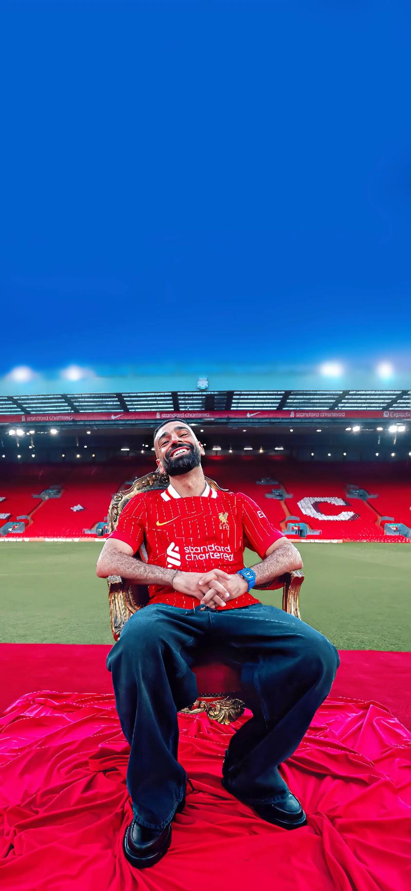 图片报：因极端球迷大规模燃放烟火，拜仁将面临欧足联的处罚（极端球迷大规模燃放烟火，拜仁恐遭欧足联处罚）