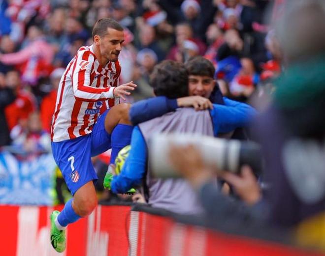 火箭需要交易补强，他们应该如何交易，让阵容更加强大？（火箭如何通过交易补强，打造更具竞争力的阵容？）