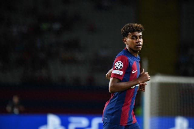 欧冠改制后连续3场破门最年轻榜单：17岁卡尔居首，姆巴佩次席（欧冠改制后连续三场进球最年轻球员榜：17岁卡尔领跑，姆巴佩第二）