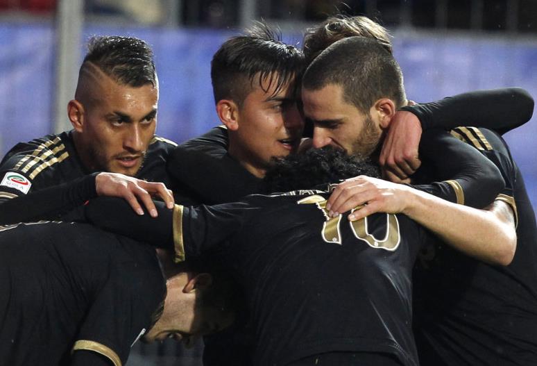 半场战报：汉堡1-0斯图加特，格拉策尔破门