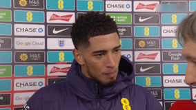 整场比赛场面踢的很是沉闷，越南虽然控球权更多但是...