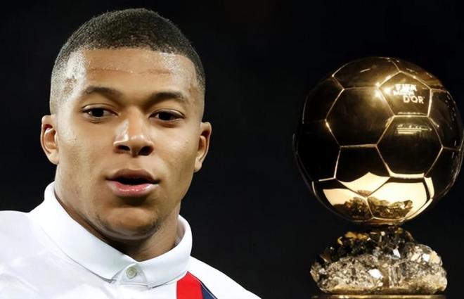 踢球不是拼命跑（踢球讲智慧，不靠拼命跑）