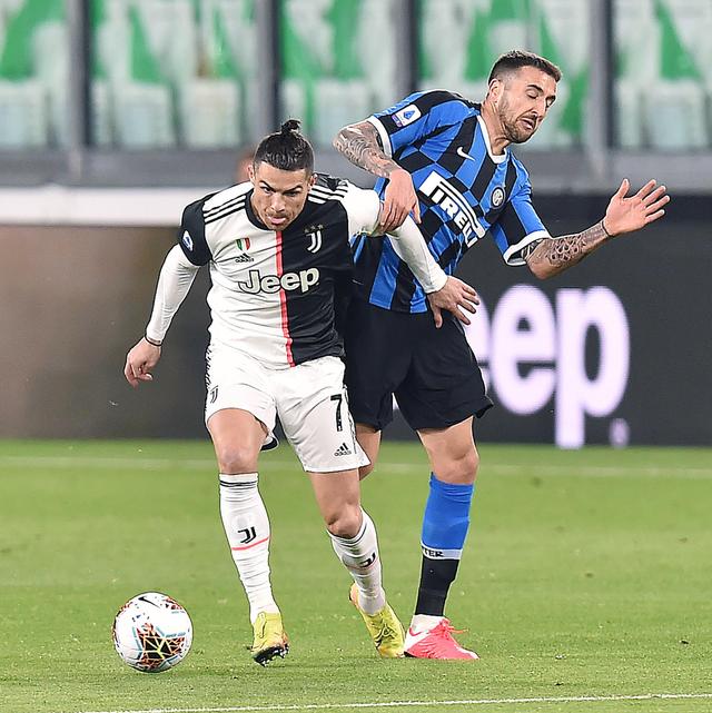 孔帕尼：我们不能变得傲慢，必须学会珍惜这些艰难的胜利