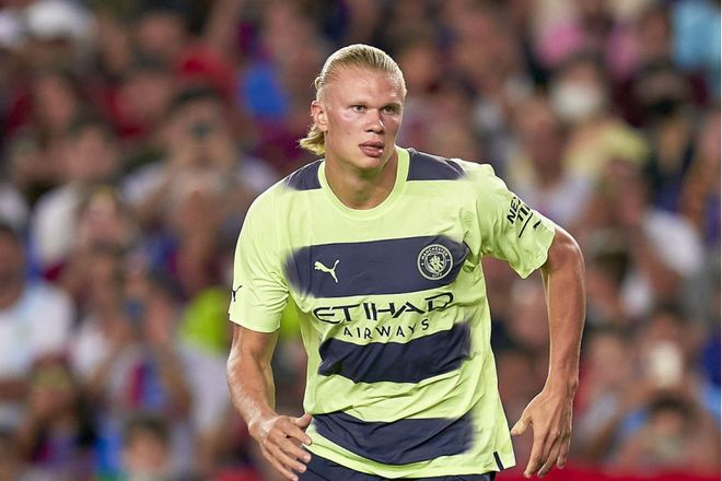 华夏幸福旧将许小龙：李铁指导业务能力很强，带队特别细致（华夏幸福旧将许小龙称赞李铁：业务能力出众，执教细致入微）