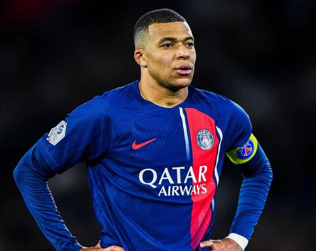 喜讯！新斯卢茨基已跟蓉城正式签约，德转官宣确认他下赛季会带队