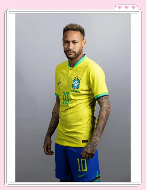 太阳报：52岁切尔西名宿马克莱莱担任环球小姐大赛评委（《太阳报》：52岁切尔西传奇马克莱莱出任环球小姐评委）